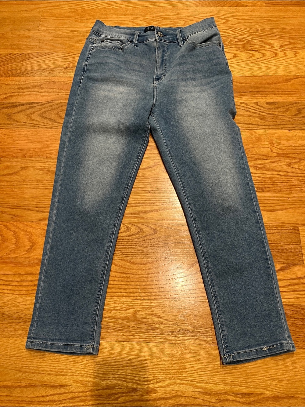Women’s Jean capris
